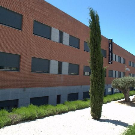 Hotel-Apartamentos Tartesos ลัสโรซัส เด มาดริด ภายนอก รูปภาพ