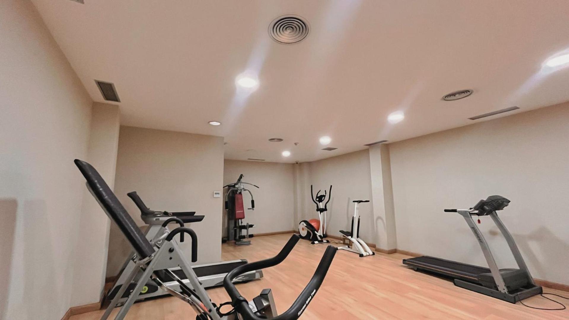 Hotel-Apartamentos Tartesos ลัสโรซัส เด มาดริด ภายนอก รูปภาพ