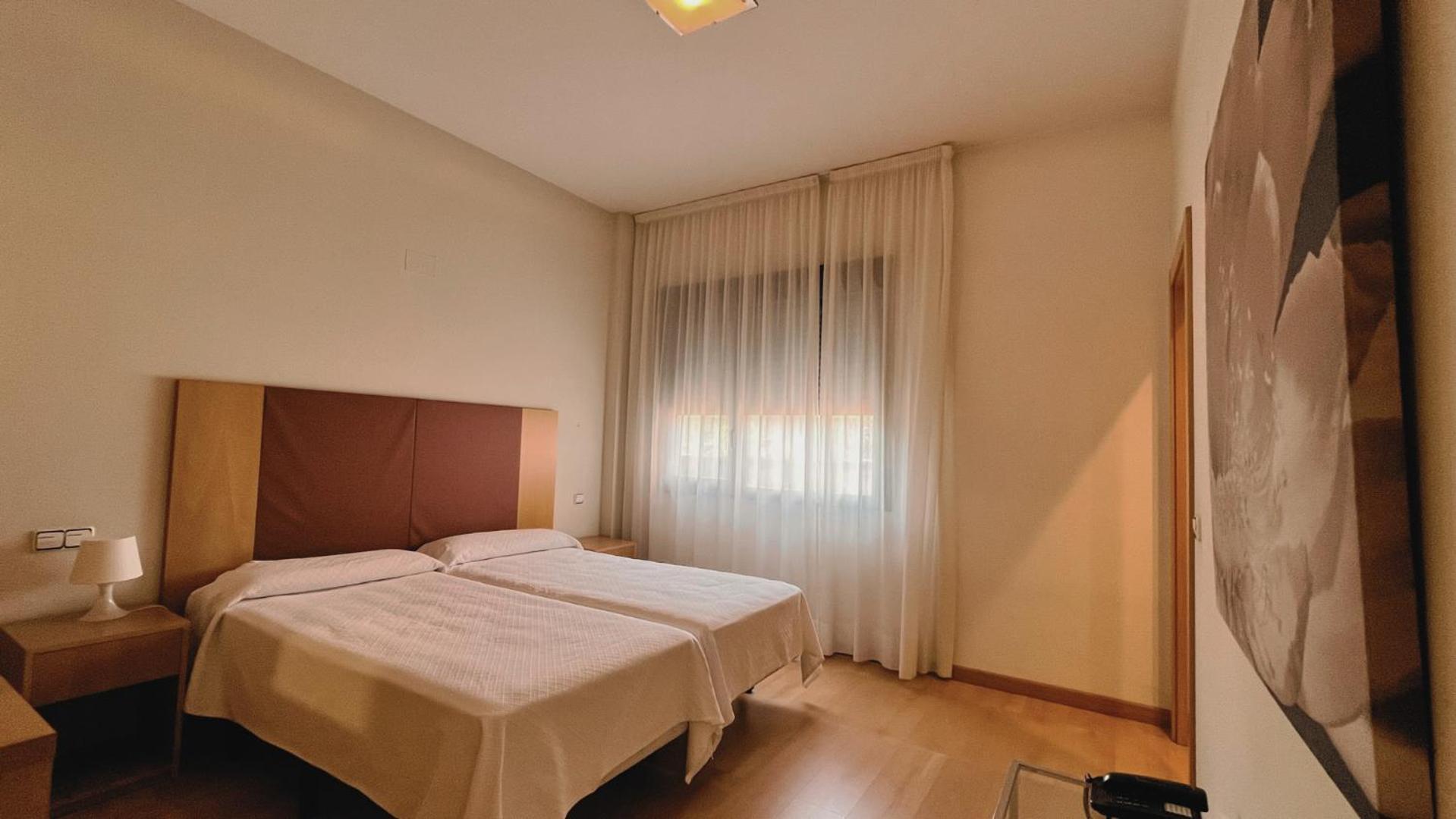 Hotel-Apartamentos Tartesos ลัสโรซัส เด มาดริด ภายนอก รูปภาพ
