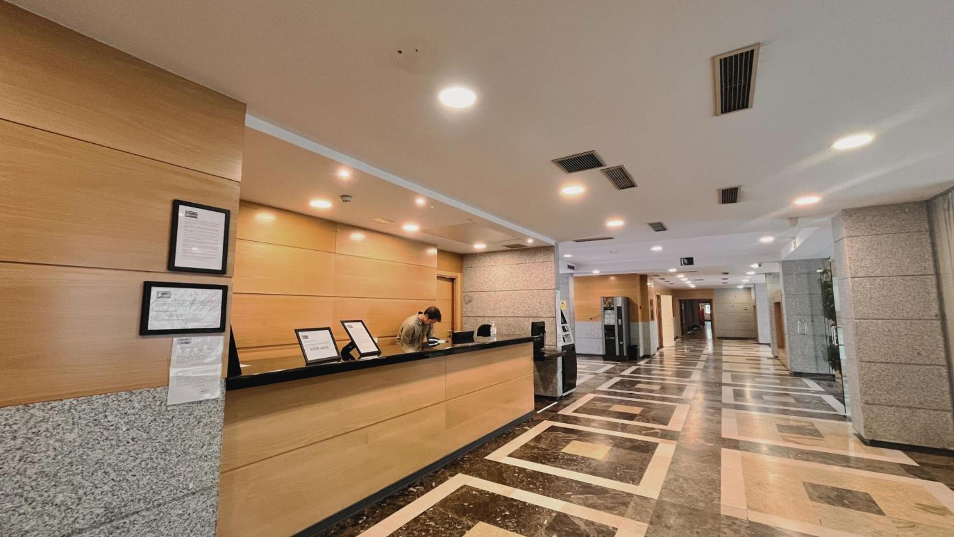 Hotel-Apartamentos Tartesos ลัสโรซัส เด มาดริด ภายนอก รูปภาพ